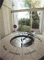 Fontaine de Mercure d'Alexander Calder à la Fúndación Miró de Barcelone. Photo courtoisie de la Fundación Miró de Barcelone.
